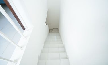 Rumah 2 Lt Strategis 10 Mnt ke RSU Hermina Serpong Dibantu KPR J-10310