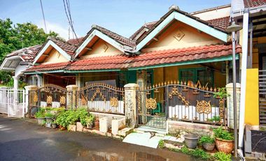 Rumah SHM Luas 15 Mnt ke Living World Grand Wisata Bekasi J-12620