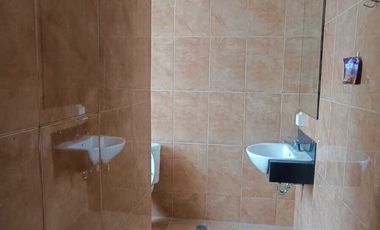 Palm Summarecon Bekasi SEWA CEPAT SEMIFURNISH ada AC Dekat Pool