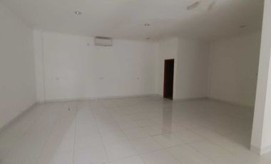 Palm Summarecon Bekasi SEWA CEPAT SEMIFURNISH ada AC Dekat Pool