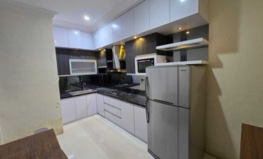 Full Furnish Rumah La Riz Embassy Bagus Langsung Huni