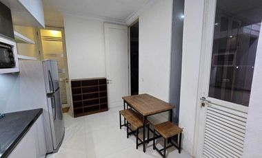 Full Furnish Rumah La Riz Embassy Bagus Langsung Huni