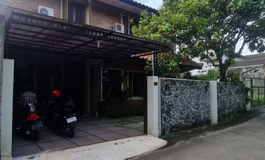 Rumah bagus bersih murah luas di jalan kaliurang km 7