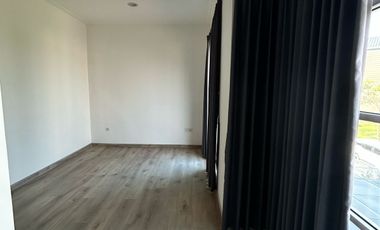 Sewa Rumah Pik Golf Island 6x15