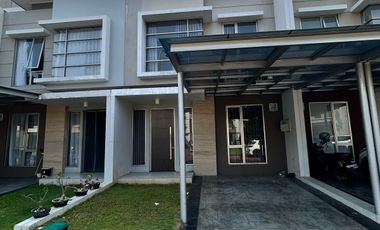 Sewa Rumah Pik Golf Island 6x15