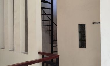 Disewakan Rumah Area Duren Sawit Jaktim ( LN)