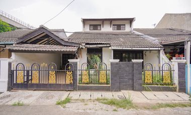 Rumah SHM Siap Huni 10 Menit ke Grand Galaxy Park Hadap Timur J-24602