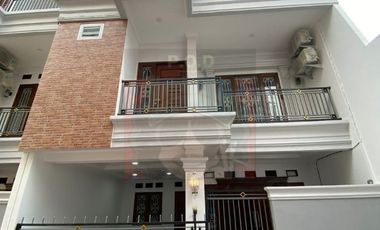 Rumah Adam Malik Baru Full Furnished