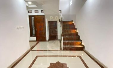 Rumah Adam Malik Baru Full Furnished