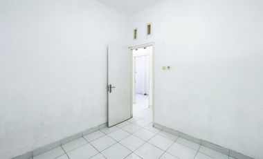 Rumah 2 Lt Hadap Utara 10 Menit ke Tol Serpong 4 Dibantu KPR J-30345