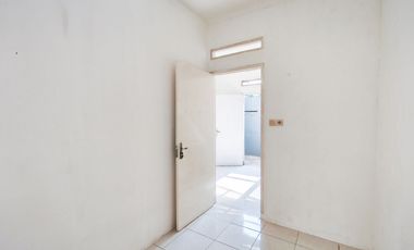Rumah 2 Lt Hadap Utara 10 Menit ke Tol Serpong 4 Dibantu KPR J-30345