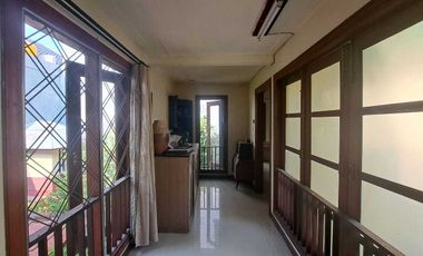 Rumah Strategis 400m² Penjaringansari Surabaya – Row Jalan 3 Mobil, 2 Menit ke MERR