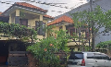 Rumah Strategis 400m² Penjaringansari Surabaya – Row Jalan 3 Mobil, 2 Menit ke MERR