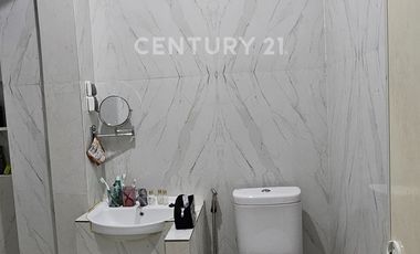 Rumah Royal Sentraland Cantik Estetik Mezzanine