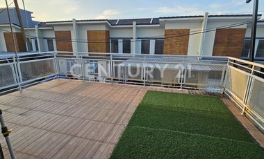 Rumah Royal Sentraland Cantik Estetik Mezzanine