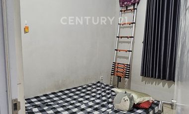 Rumah Royal Sentraland Cantik Estetik Mezzanine