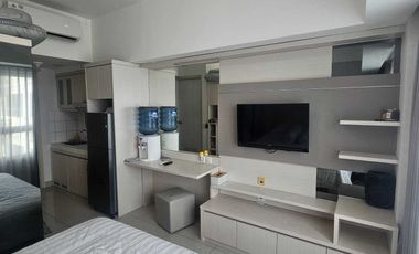 Sewa Apartemen springlake Studio Summarecon Bekasi Fully Furnished