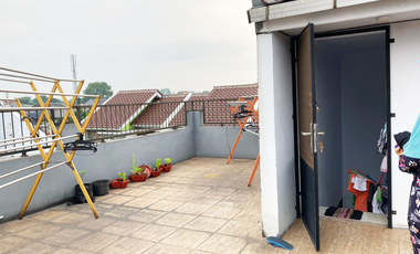 Dijual rumah 2 lantai di Karawaci dalam private cluster 10menit ke tol