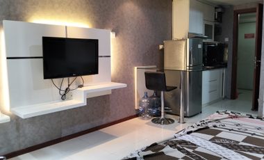 Sewa Apartemen Royal Medit Tanjung Duren tipe Studio Furnish