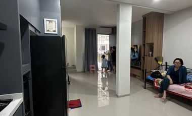 Rumah Hyra Graha Raya Dekat Transmart Semi Furnished (Rumah baru)