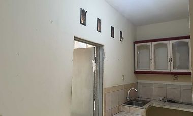 Kontrakan UI Tekhnik, Ekonomi depok dakat stasiun Pintu Tol