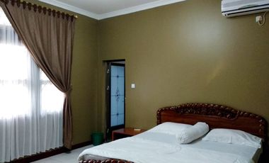 Villa Mewah 2 Lantai di Villa Kota Bunga Full Furnished