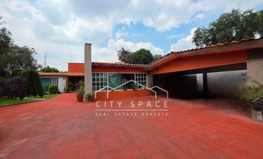 CASA en RENTA en CLUB DE GOLF LA HACIENDA de un piso