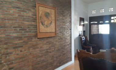 Rumah Asri Model Etnik Dekat Sekolah Budi Mulia