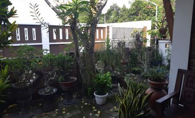 Rumah Asri Model Etnik Dekat Sekolah Budi Mulia