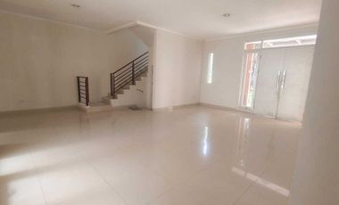 Lotus Summarecon Bekasi Luxury Termurah Rapi Siap Huni dekat Pos Satp