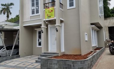 Grand Kartika Cibubur Rumah Siap Huni 2 Lantai dekat dengan LRT