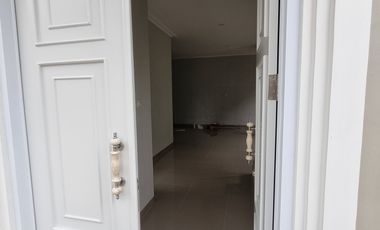 Grand Kartika Cibubur Rumah Siap Huni 2 Lantai dekat dengan LRT