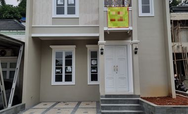 Grand Kartika Cibubur Rumah Siap Huni 2 Lantai dekat dengan LRT