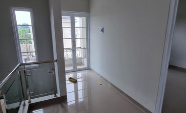 Grand Kartika Cibubur Rumah Siap Huni 2 Lantai dekat dengan LRT