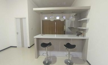 DiJual Rumah Mewah berkonsep villa Di Blitar,Kandang Kambing dan Lahan