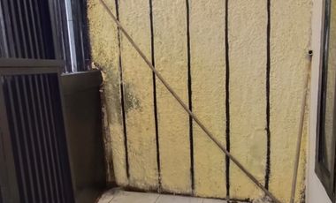 Disewakadisewakan rumah siap huni di gang sukaleuer 2 lantai
