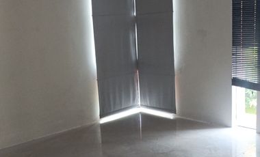 Disewakan rumah pantai mentari dkt Mulyosari,Pakuwon city ,merr