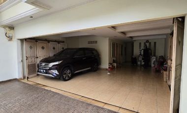 Disewakan Rumah Area Duren Sawit ( LN TT)