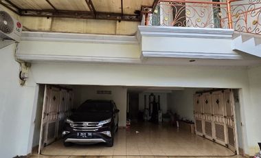 Disewakan Rumah Area Duren Sawit ( LN TT)