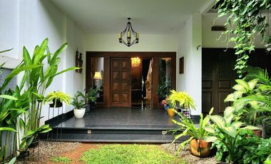 Perdatam Pancoran Komplek Modern Classic Rooftop Luxury