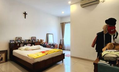 Perdatam Pancoran Komplek Modern Classic Rooftop Luxury