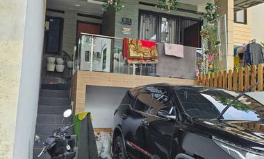 Disewakan Murah Tahunan Rumah mewah Fullfurnish 3 kamar tidur