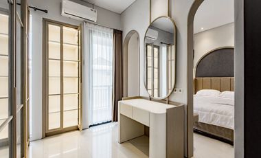 Rumah 2 Lantai Pondok Candra Sidoarjo Cluster Redwood Residence