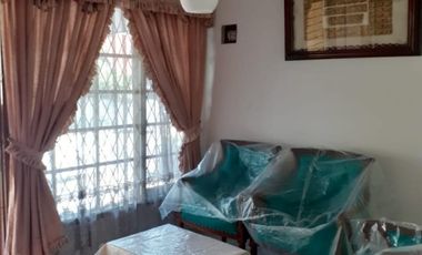 Sewa Rumah Cantik Terawat dan Asri di jalan utama Bukit Cimanggu City
