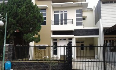 Jual/Sewa Rumah Cantik 2 Lantai Di Cluster Bukit Cimanggu City