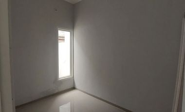 Rumah Baru Di Tropodo Indah Waru Sidoarjo Dekat Juanda