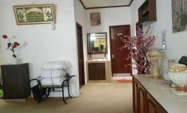 Rumah dikawasan taman bunga nusantara