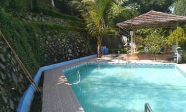 Rumah dikawasan taman bunga nusantara