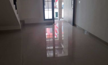 DIJUAL DAN DISEWA RUMAH GREEN VILLAGE CIPONDOH