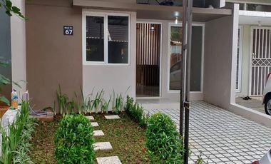 the River colorado Rumah baru selangkah satasiun  parung panjang